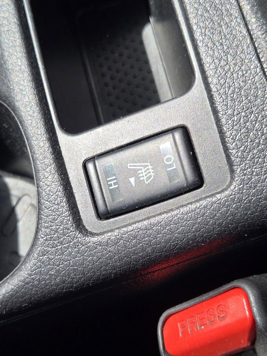 Used 2017 Nissan Rogue Sport SL w/ SL Premium Package image 21