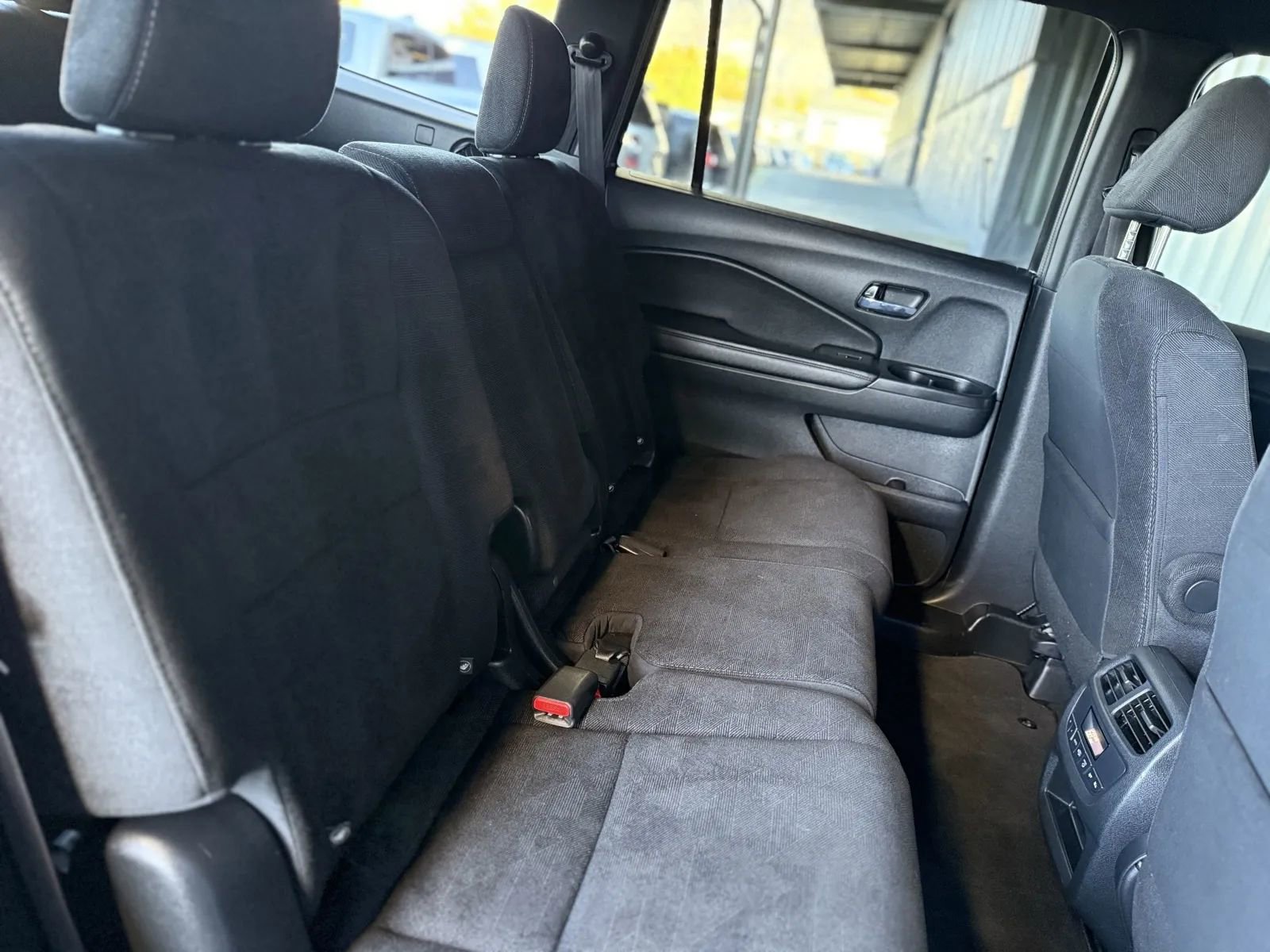 Used 2022 Honda Pilot Sport image 19