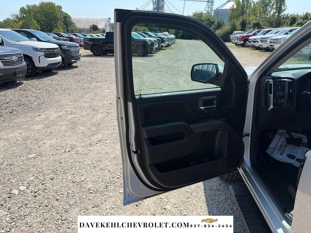 Used 2018 Chevrolet Silverado 1500 LT w/ All Star Edition AWD/4WD image 20