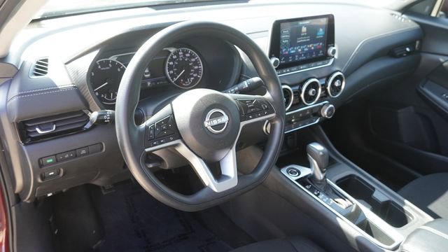 Used 2024 Nissan Sentra SV w/ Trunk Package image 18