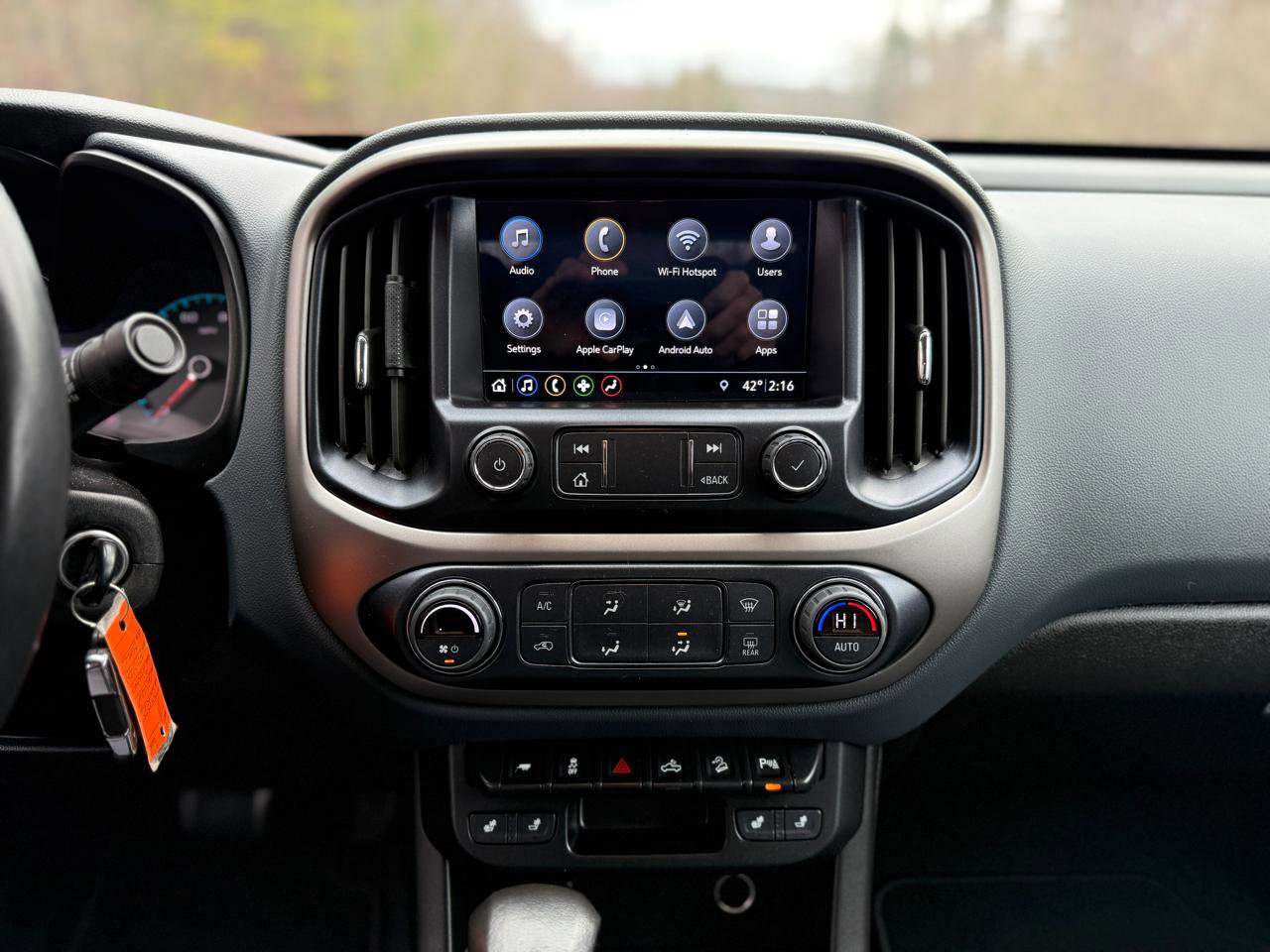 Used 2022 Chevrolet Colorado Z71 w/ Safety Package image 18