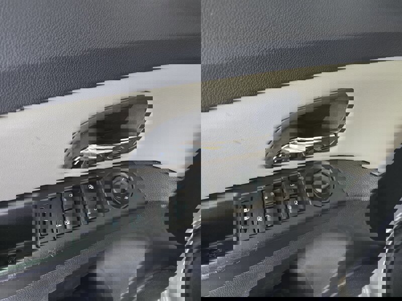 Used 2015 Chevrolet Cruze LS image 17