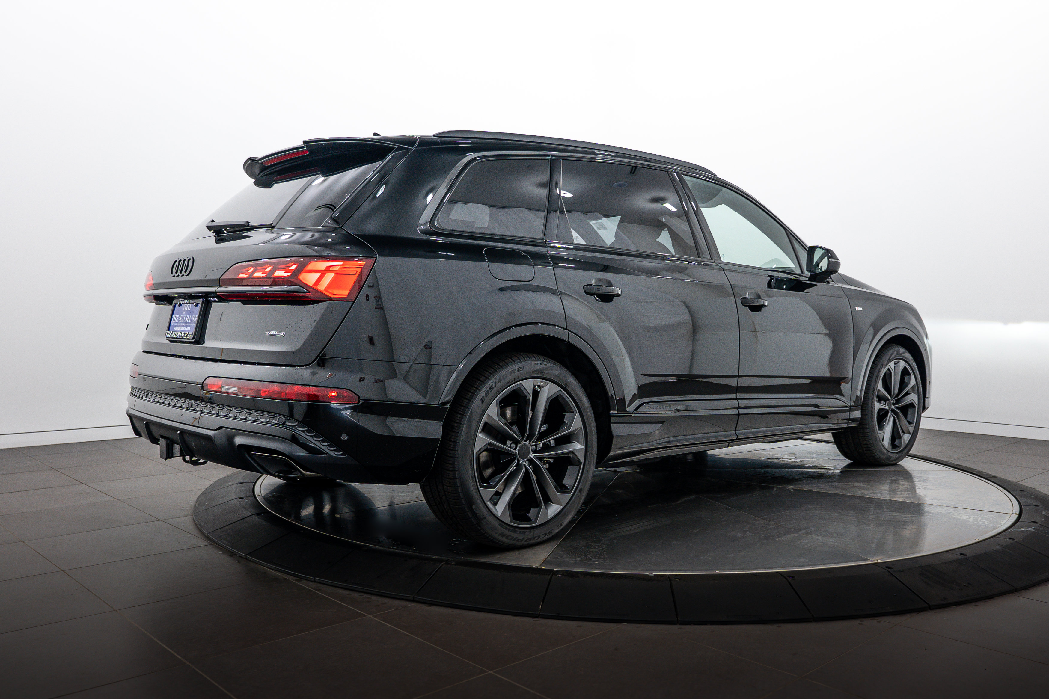 New 2026 Audi Q7 3.0T Prestige AWD/4WD image 4