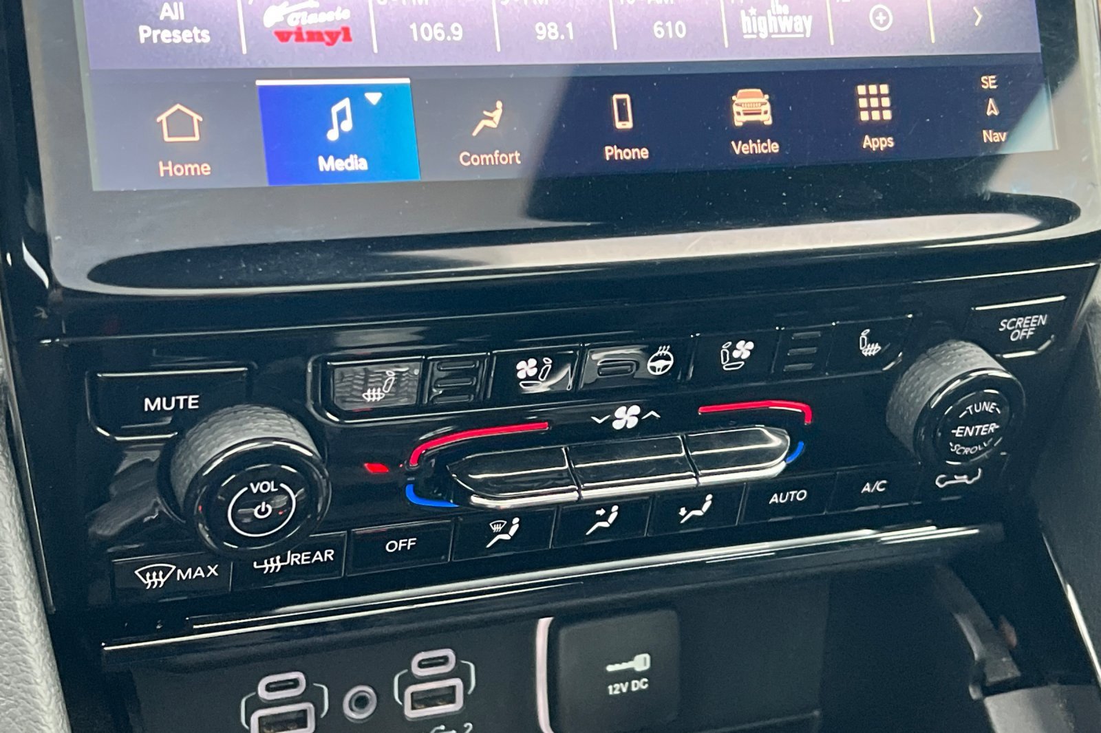 Used 2024 Jeep Grand Cherokee L Summit image 24