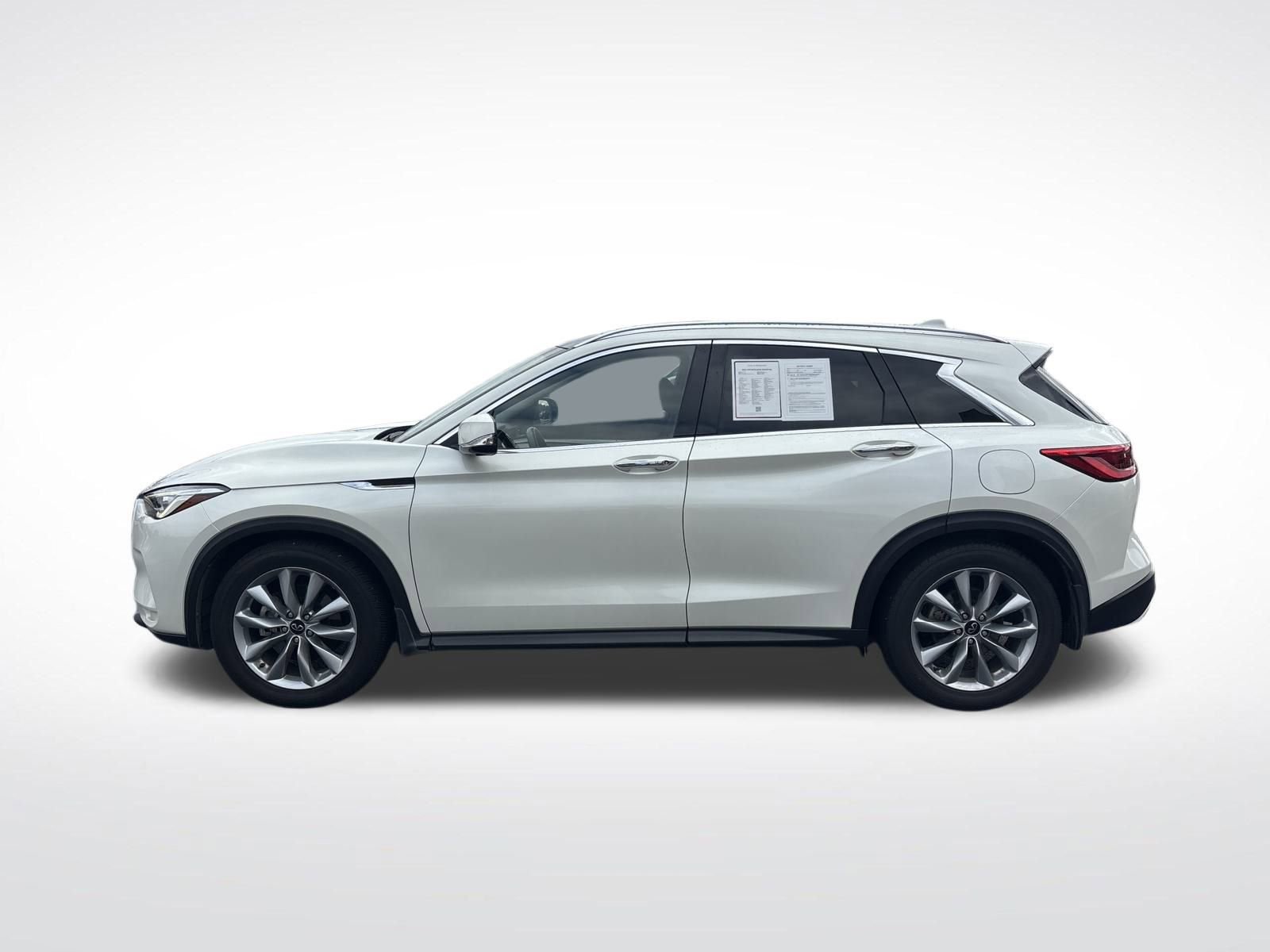 Used 2021 INFINITI QX50 Essential w/ Convenience Package image 2