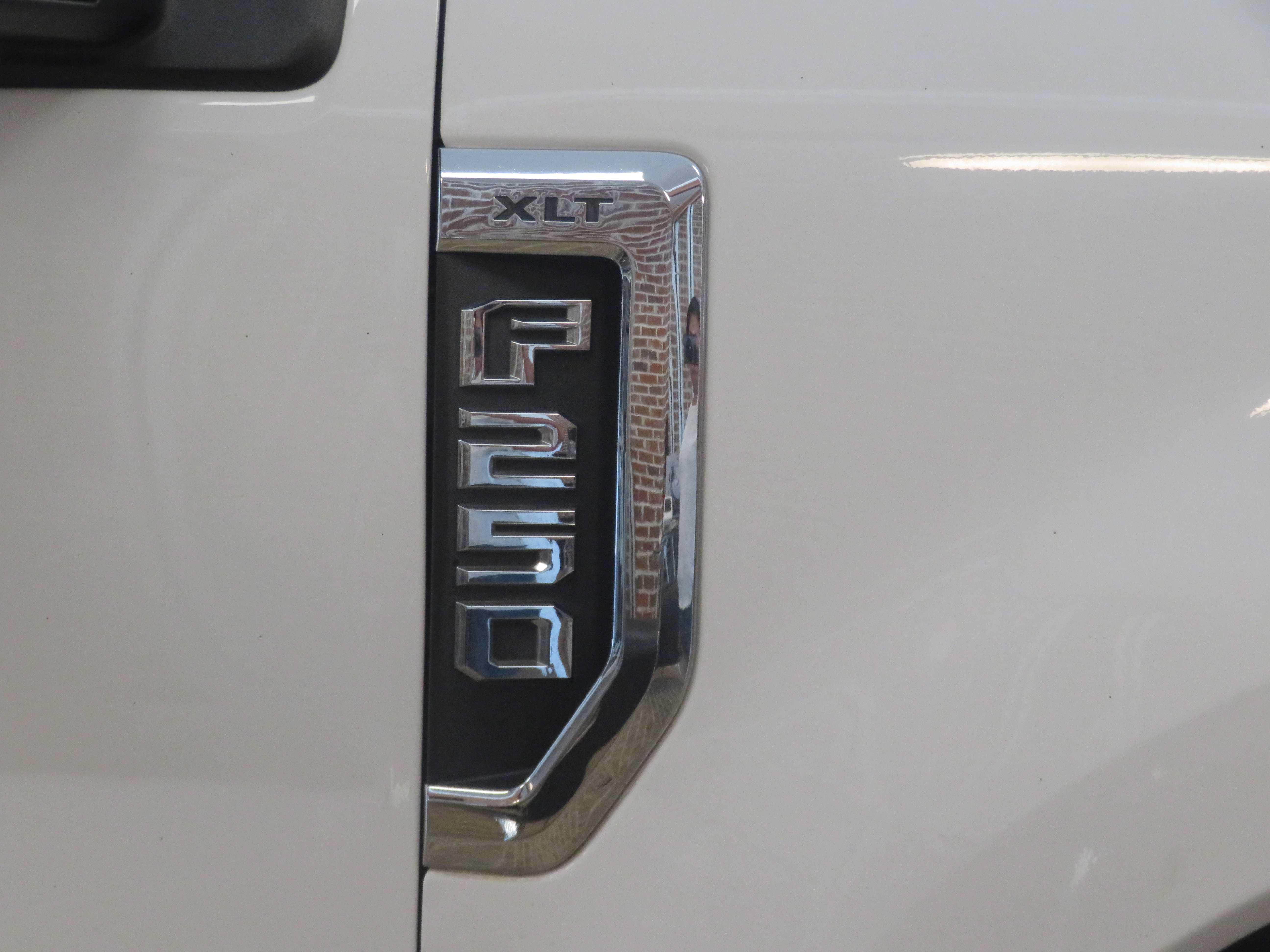 Used 2019 Ford F250 XLT w/ FX4 Off-Road Package AWD/4WD image 59