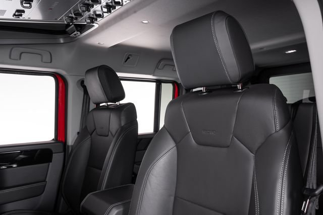 Used 2025 INEOS Grenadier AWD/4WD image 18