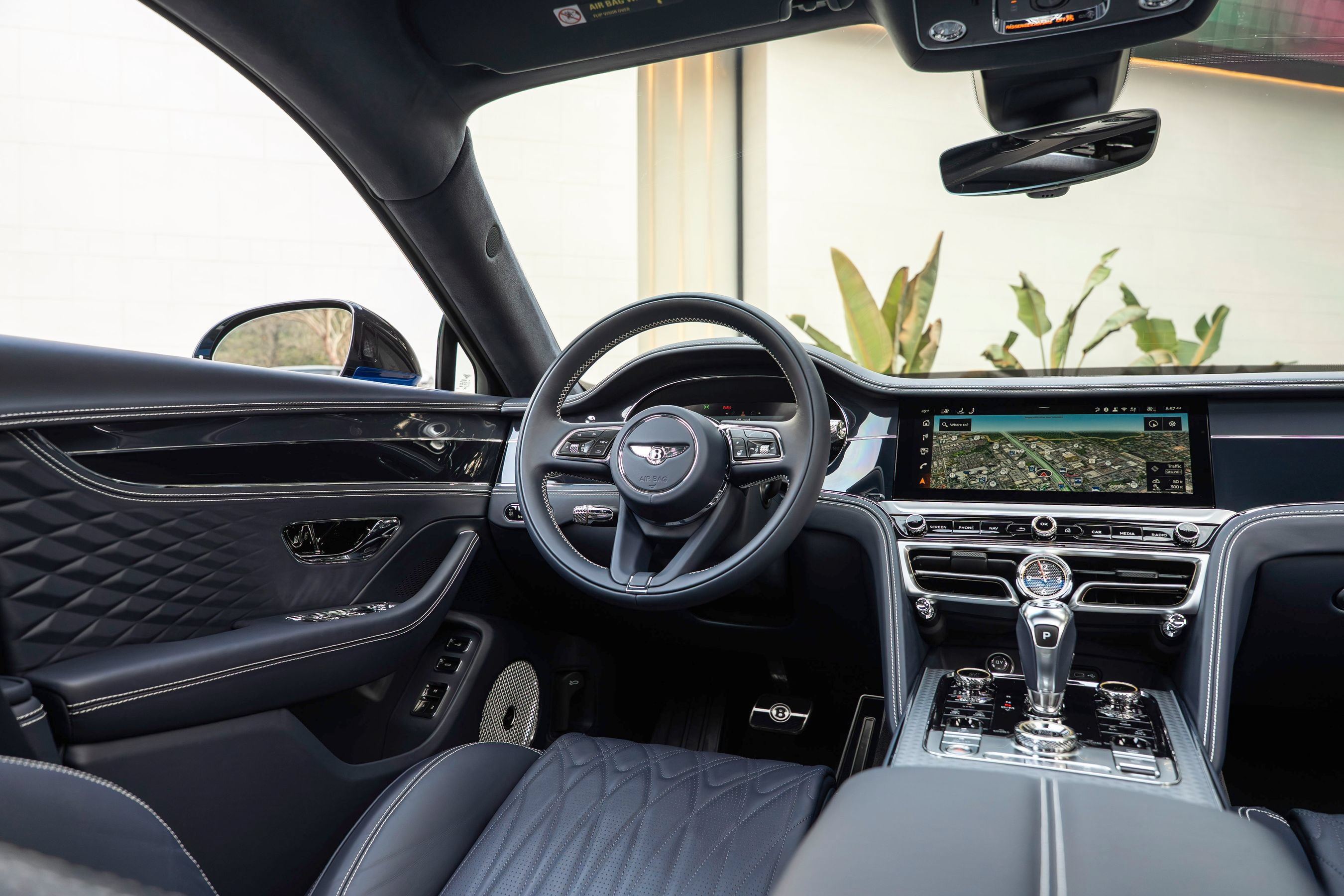 Certified 2026 Bentley Flying Spur Plug-In Hybrid AWD/4WD image 35