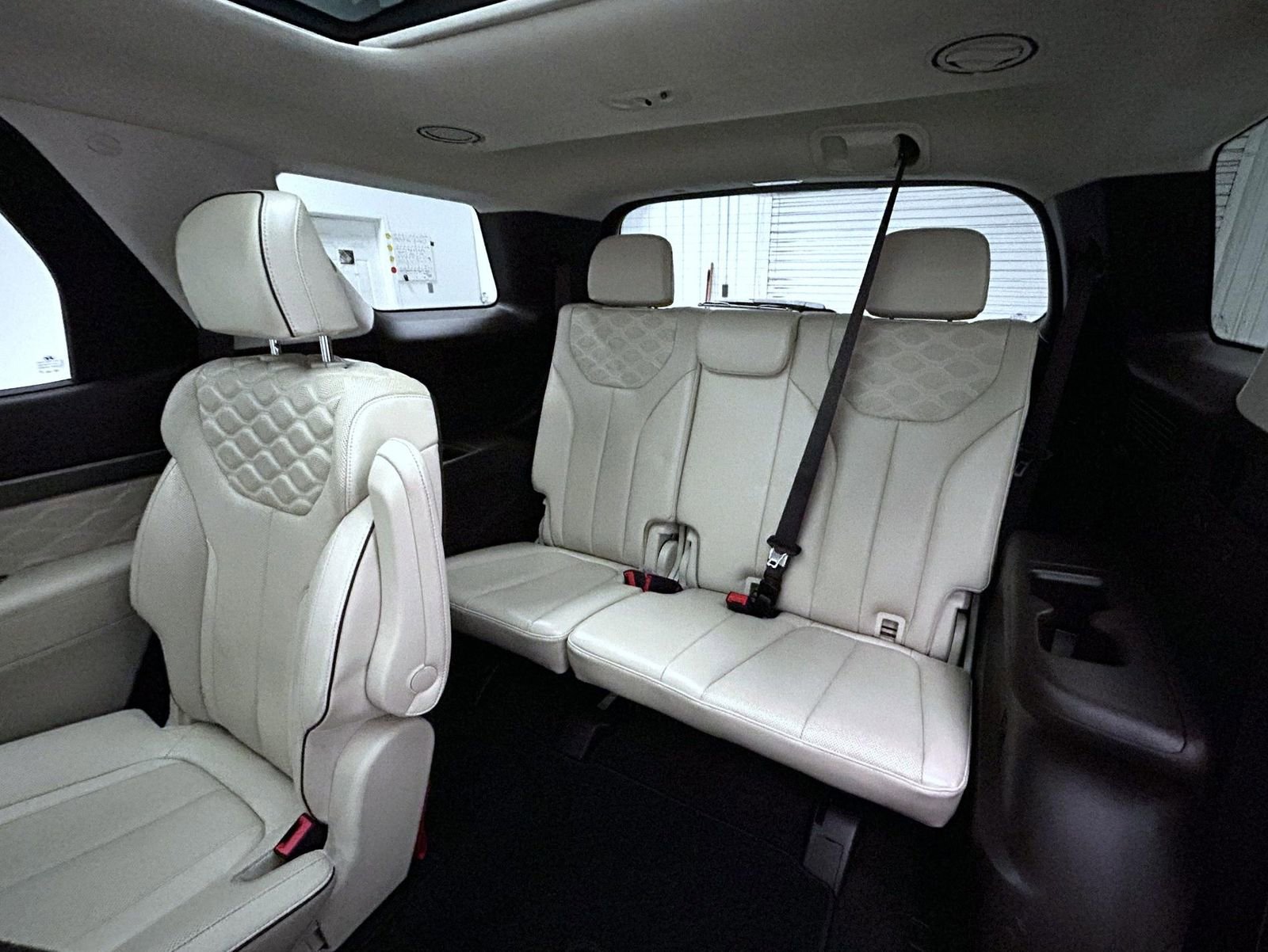 Used 2020 Hyundai Palisade Limited image 19