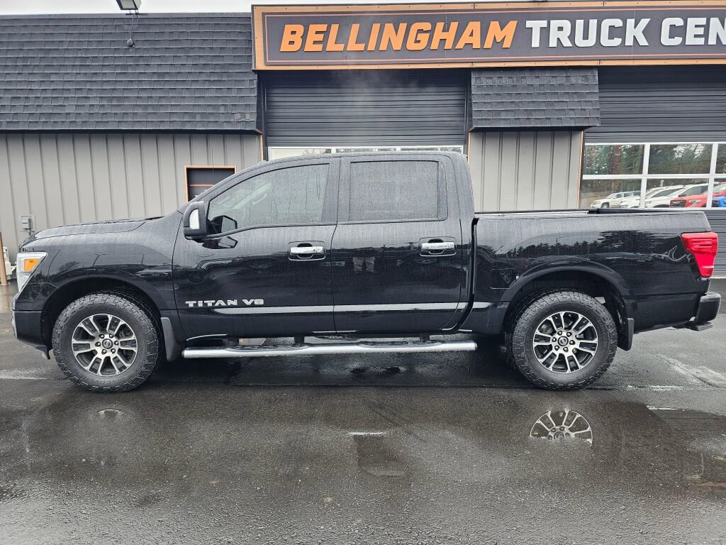 Used 2020 Nissan Titan SV AWD/4WD image 2