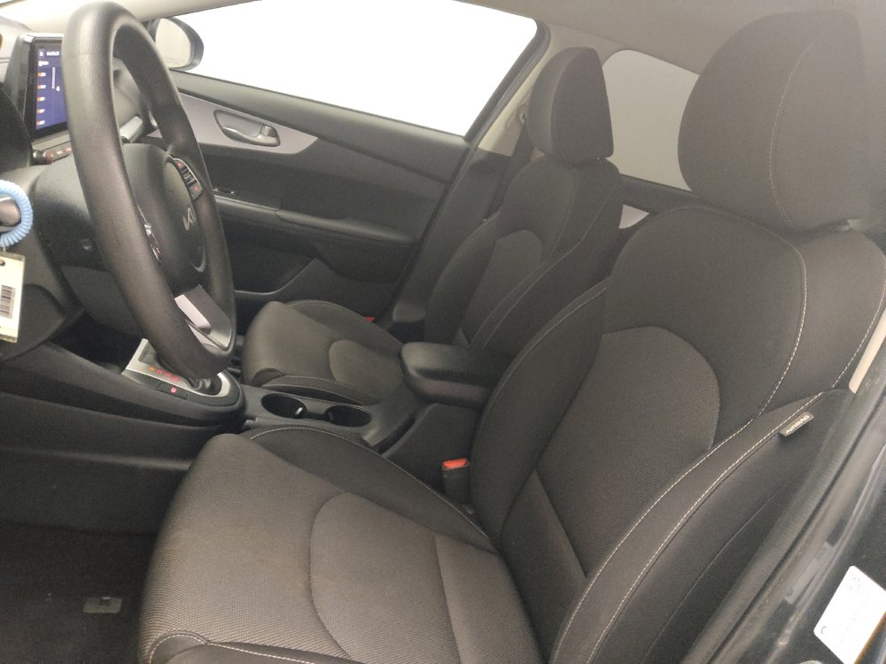 Used 2024 Kia Forte LXS w/ LXS Technology Package image 17