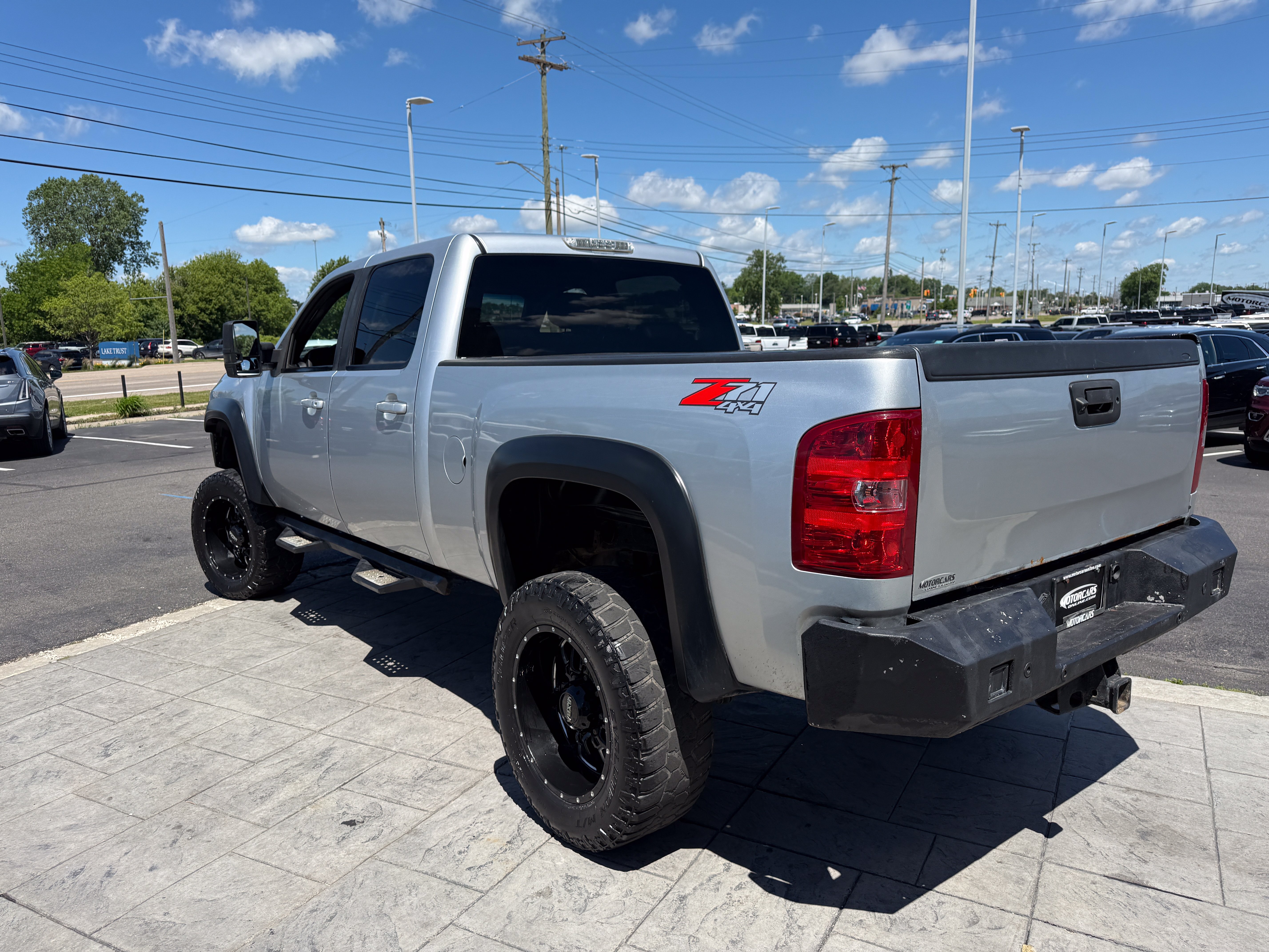Used 2014 Chevrolet Silverado 2500 LT w/ Z71 Appearance Package AWD/4WD image 4