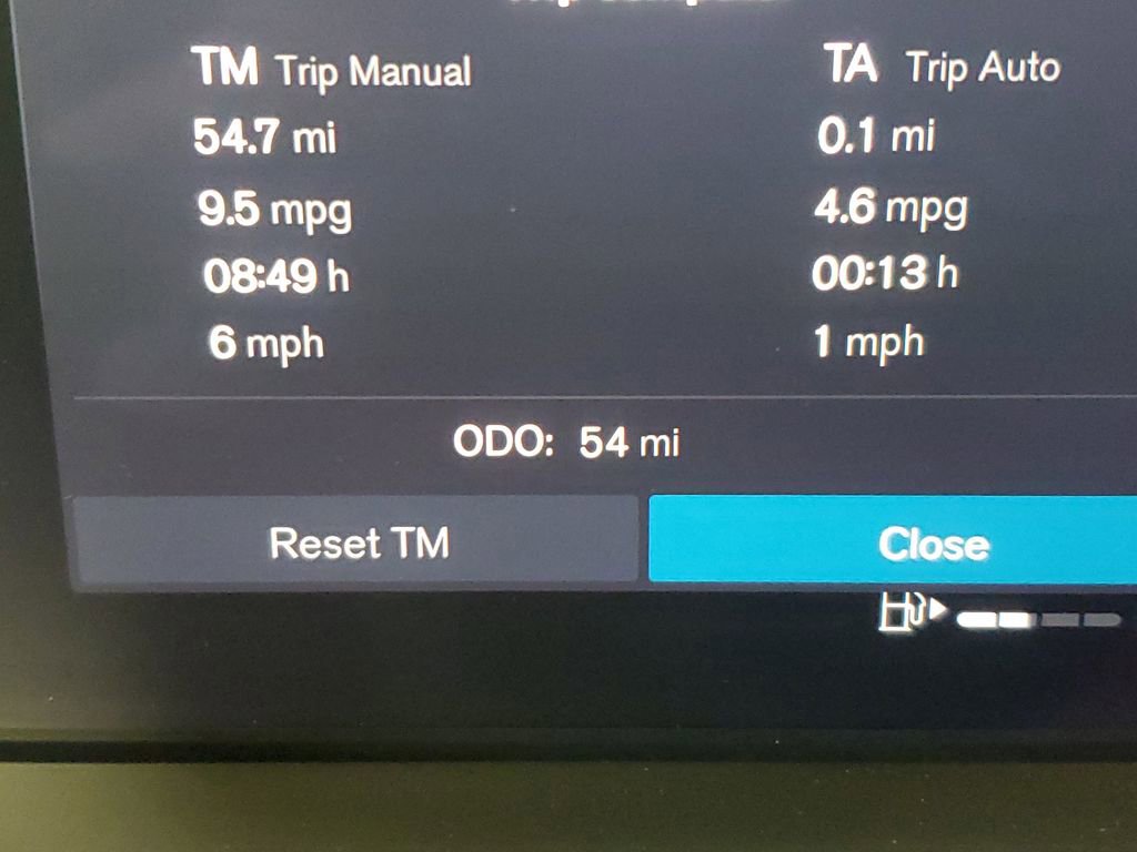 New 2025 Volvo XC90 B6 Core w/ Climate Package image 28