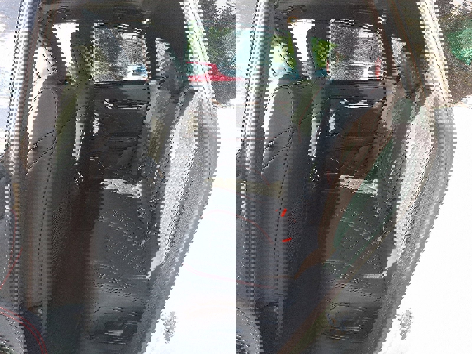 Used 2024 Maserati Levante GT Ultima image 6