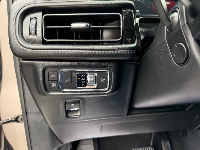 Used 2021 Lincoln Nautilus Reserve w/ Class II Trailer Tow Package image 22