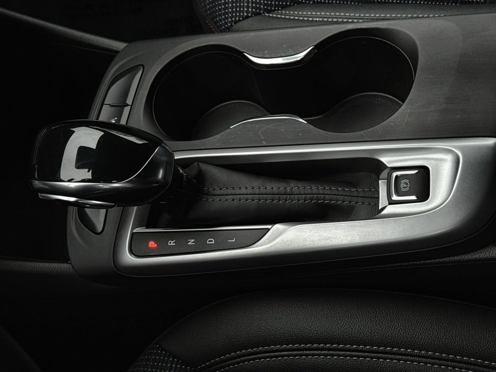 Used 2025 Buick Envista Preferred w/ Convenience I Package image 21