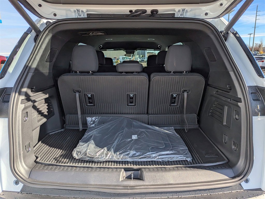 New 2026 Chevrolet Traverse LT w/ LPO, Floor Liner Package image 34