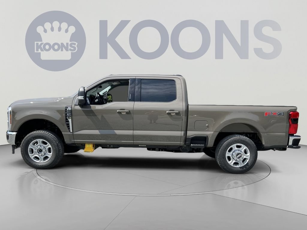 New 2026 Ford F250 XLT w/ XLT Premium Package AWD/4WD image 2
