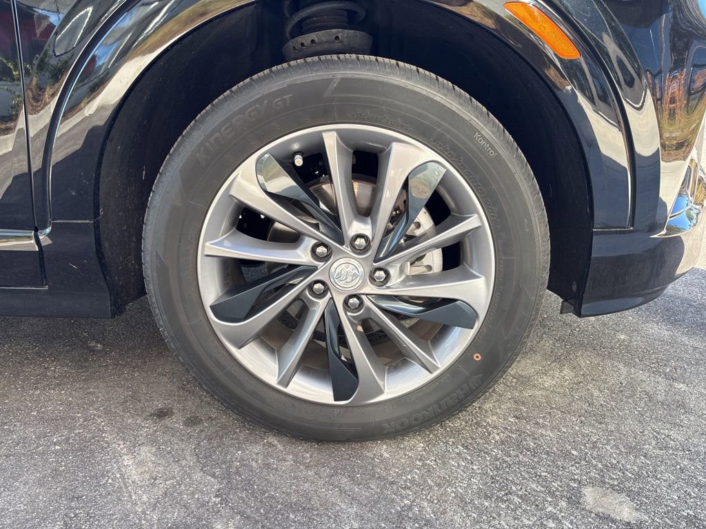 Used 2023 Buick Encore GX Select w/ Sport Touring Package image 15