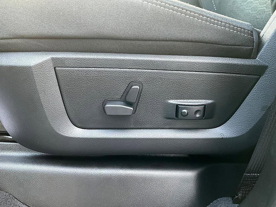 New 2026 RAM 3500 Big Horn image 16