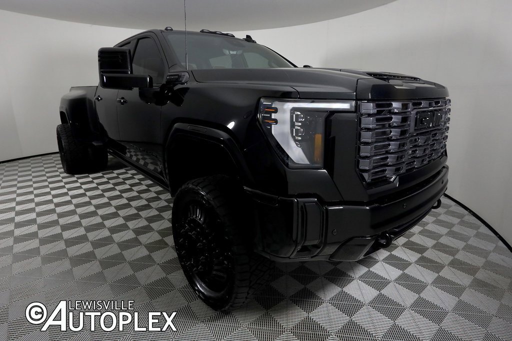 Used 2026 GMC Sierra 3500 Denali Ultimate image 4