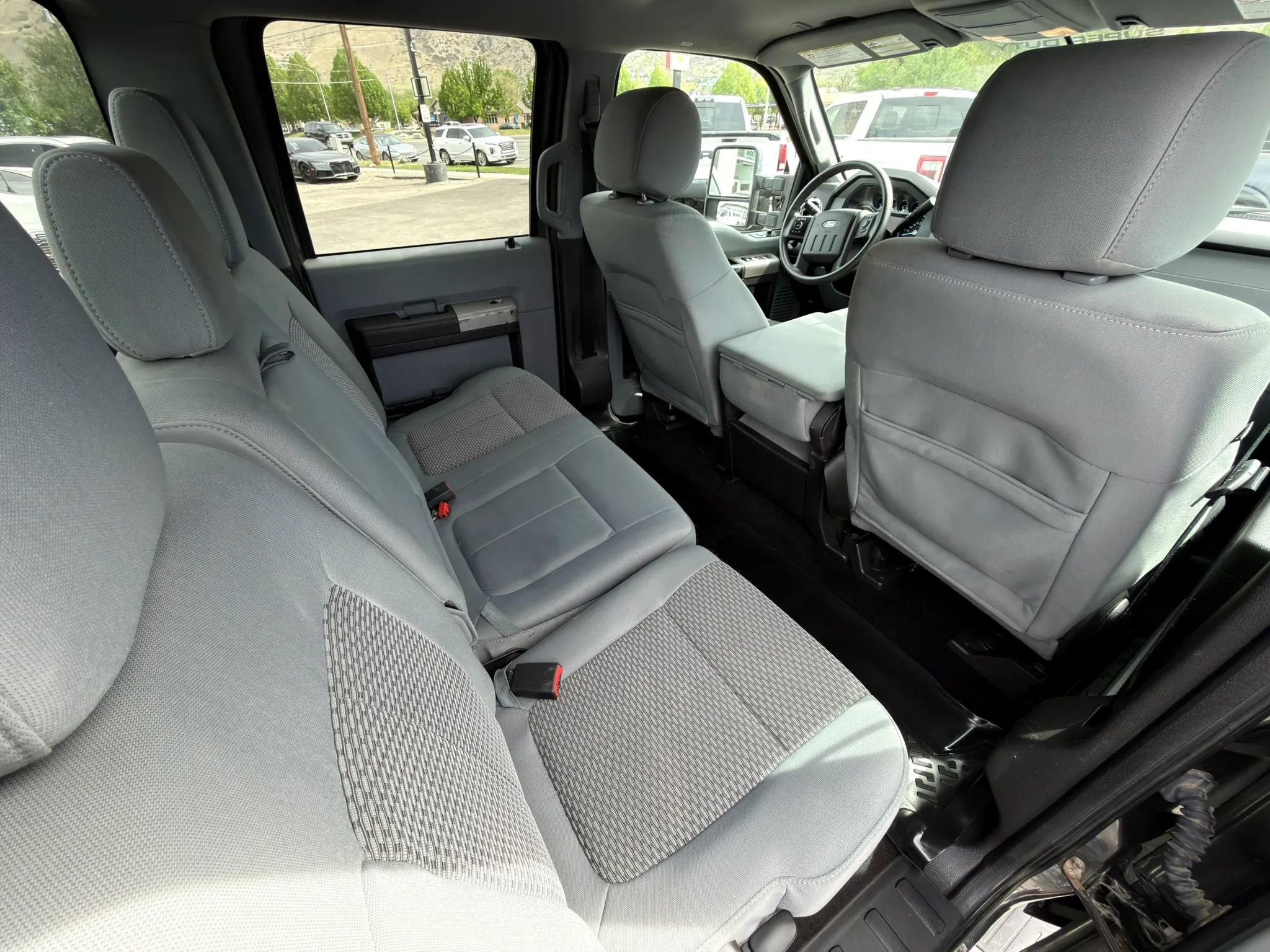 Used 2016 Ford F350 XLT w/ XLT Premium Package AWD/4WD image 12