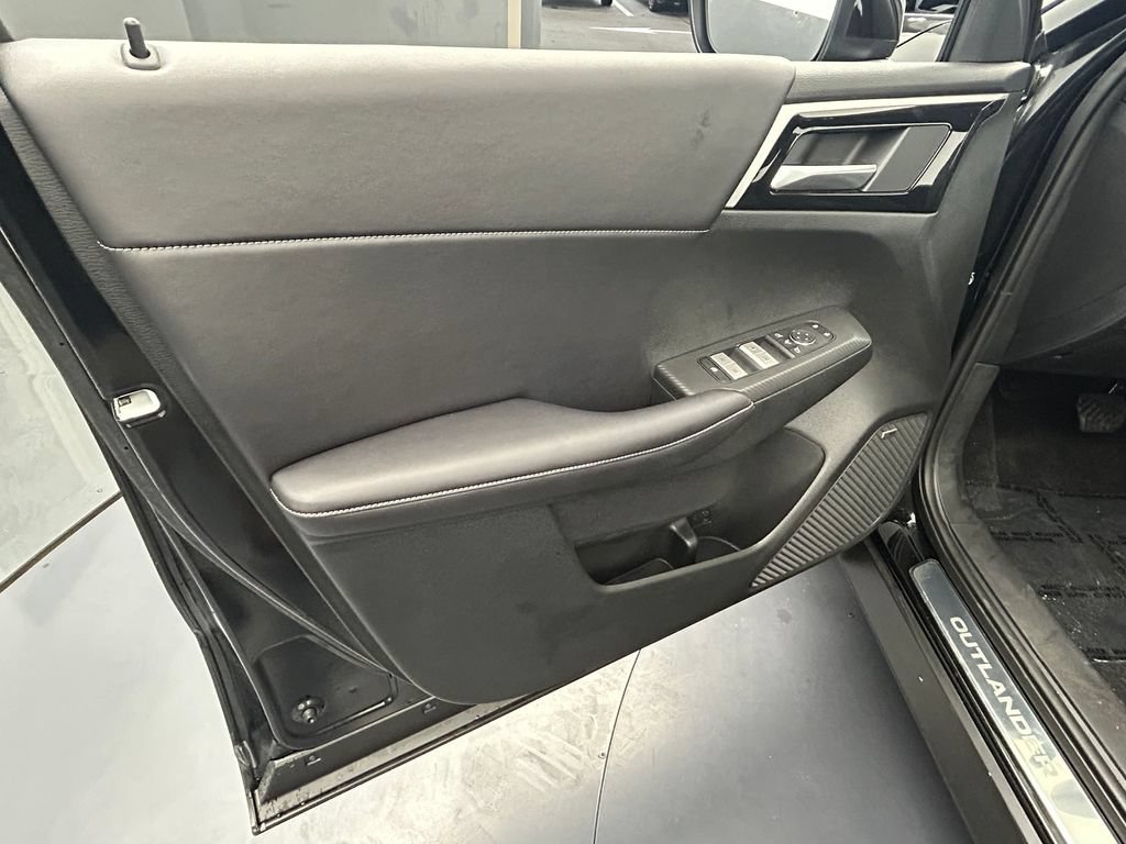 New 2026 Mitsubishi Outlander SE FWD image 52