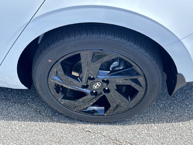 New 2026 Hyundai Elantra Sport FWD image 21