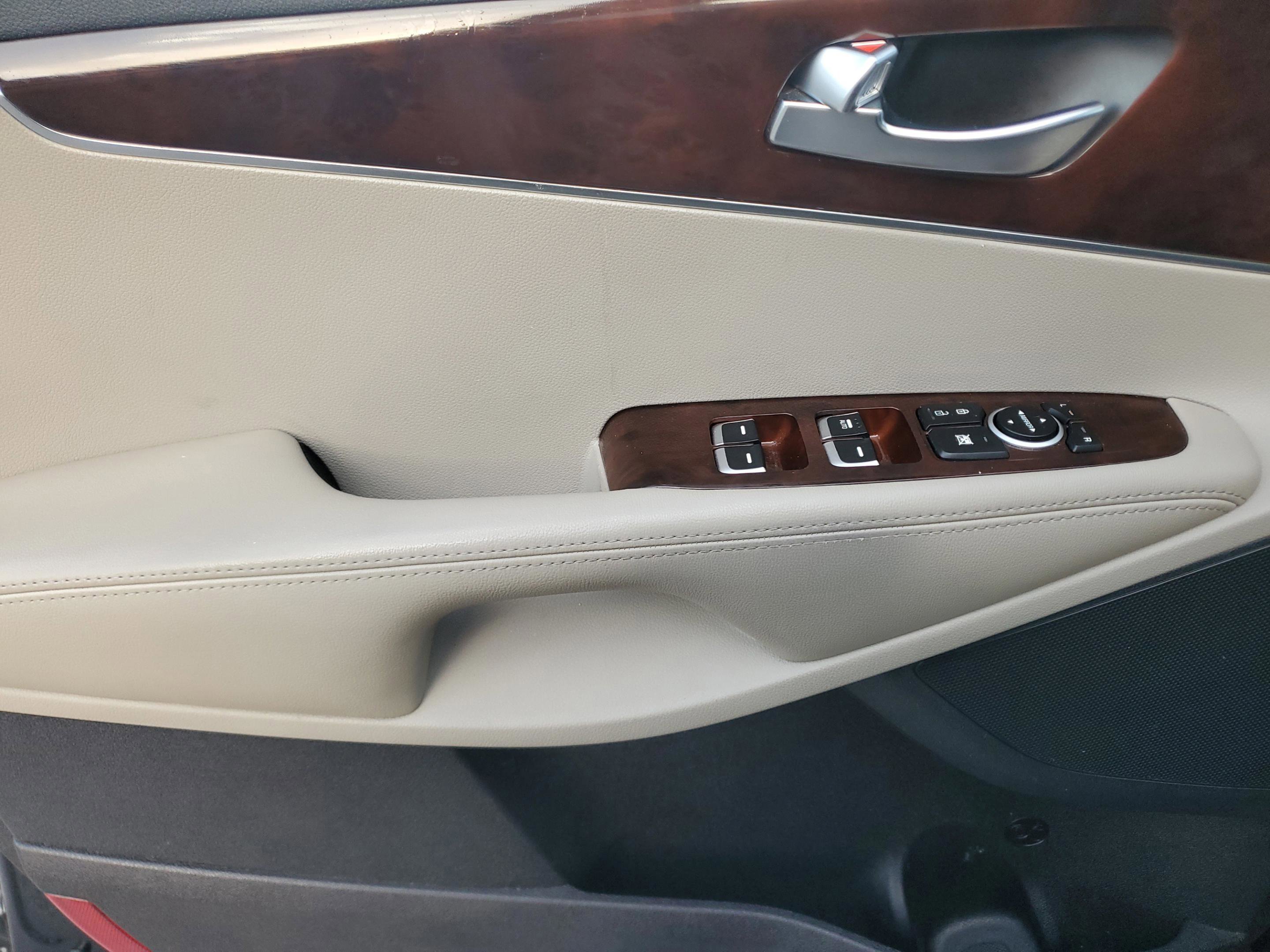 Used 2018 Kia Sorento LX image 18