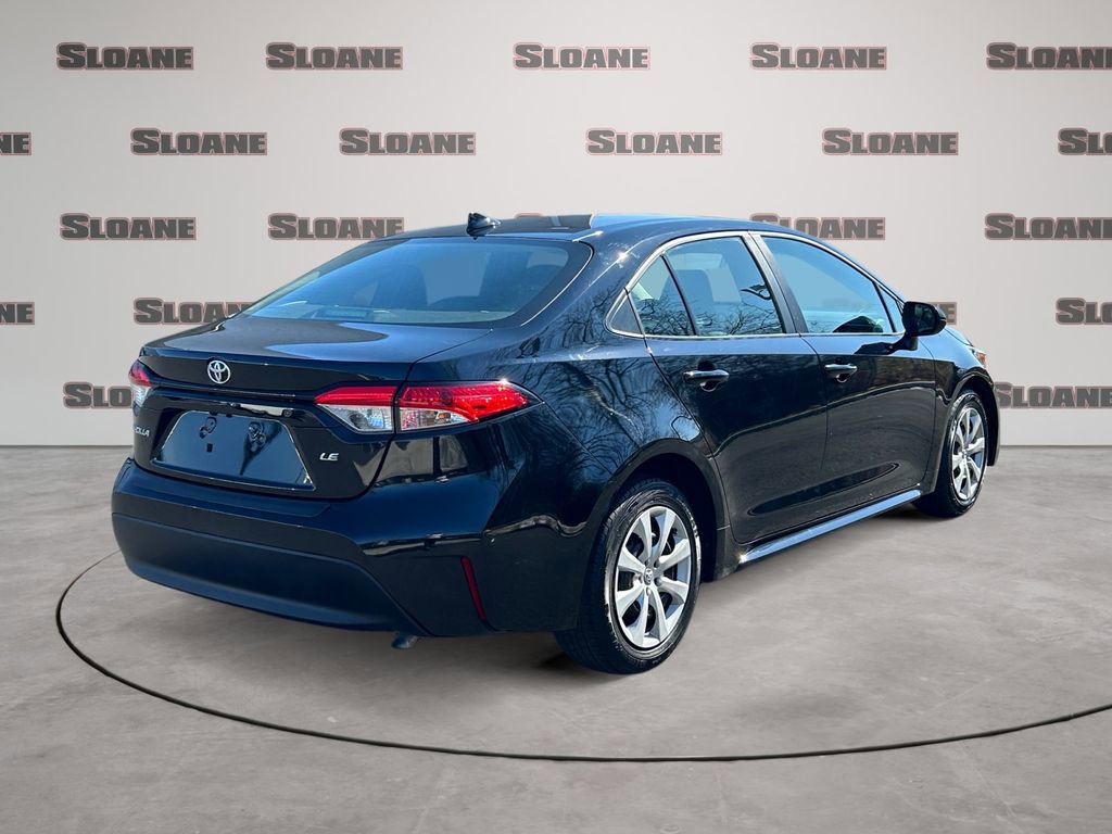 Used 2024 Toyota Corolla LE image 5