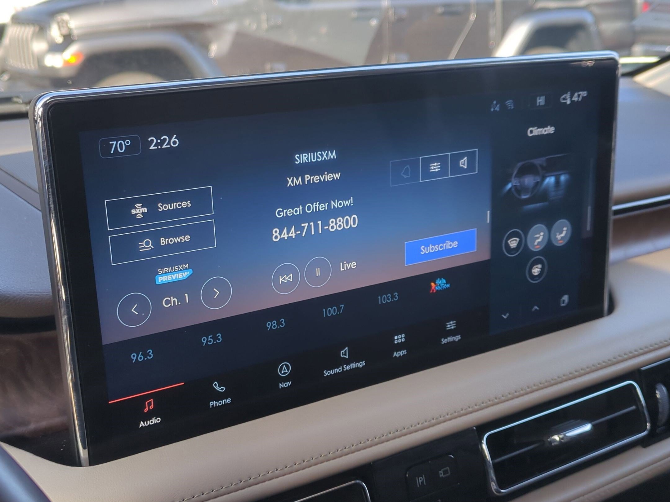 Used 2021 Lincoln Nautilus Reserve w/ Equipment Group 201A image 12