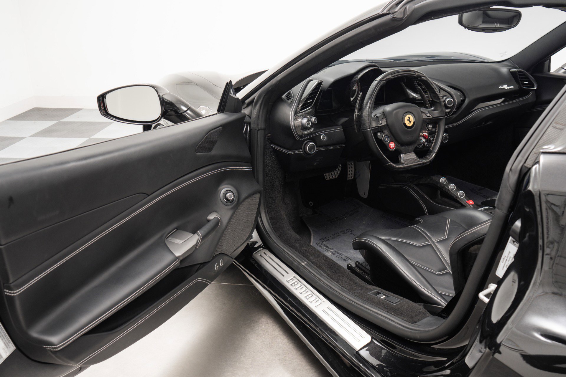 Used 2018 Ferrari 488 Spider RWD image 23