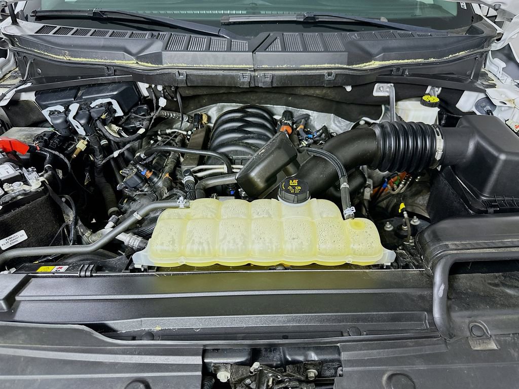 Used 2023 Ford F150 Lariat w/ Equipment Group 502A High image 9