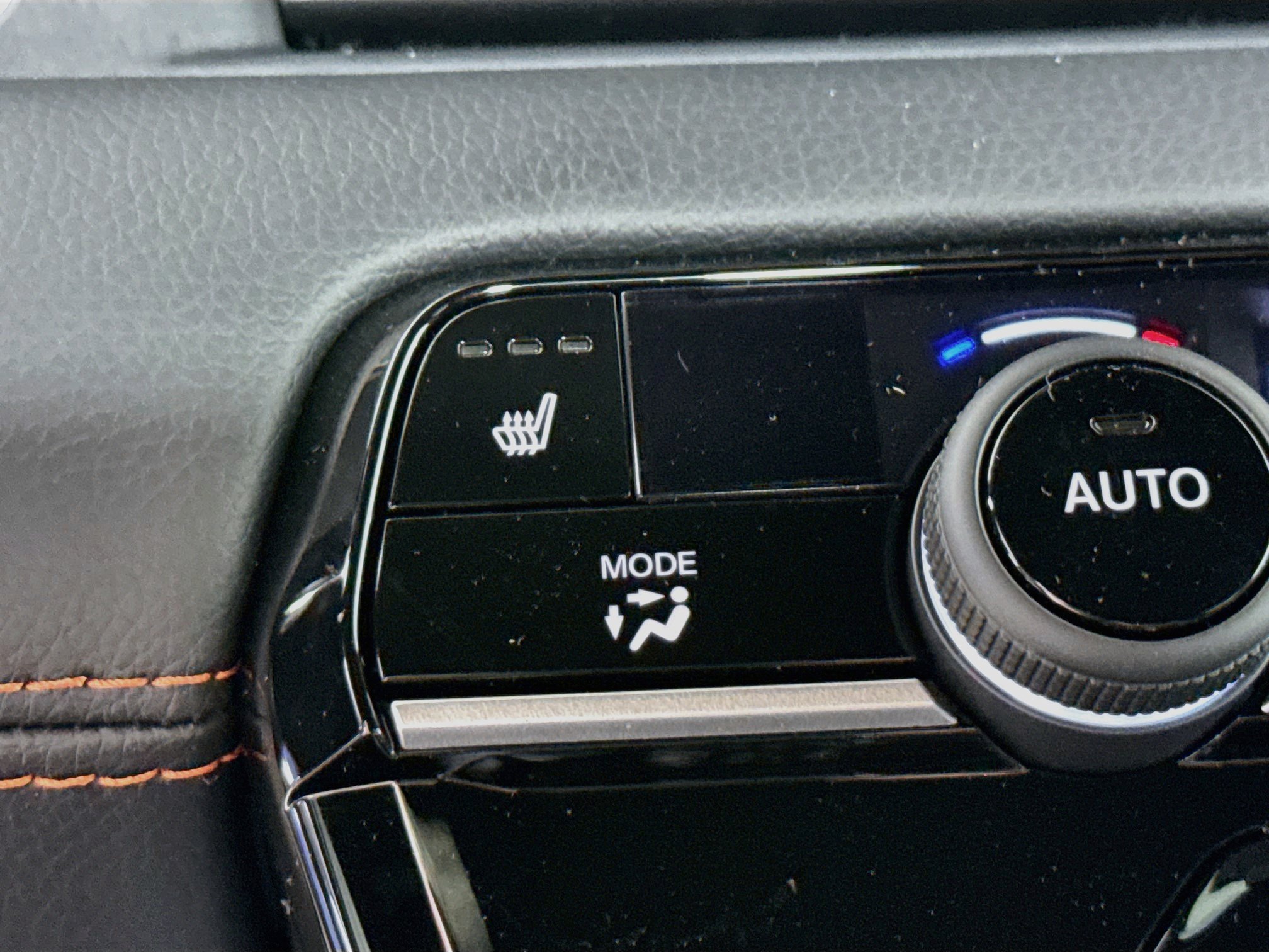 New 2026 Honda Pilot Sport image 25