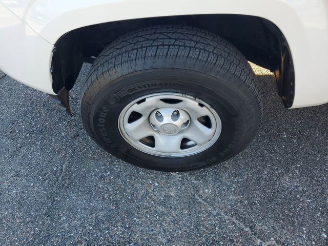 Used 2023 Toyota Tacoma SR image 6