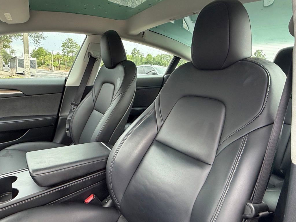 Used 2023 Tesla Model 3 Standard Range RWD image 12