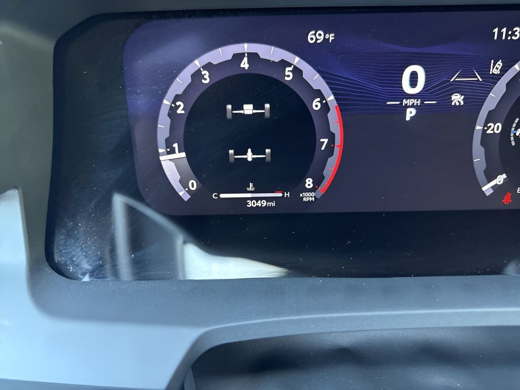 Used 2025 Toyota Tacoma TRD Sport AWD/4WD image 23