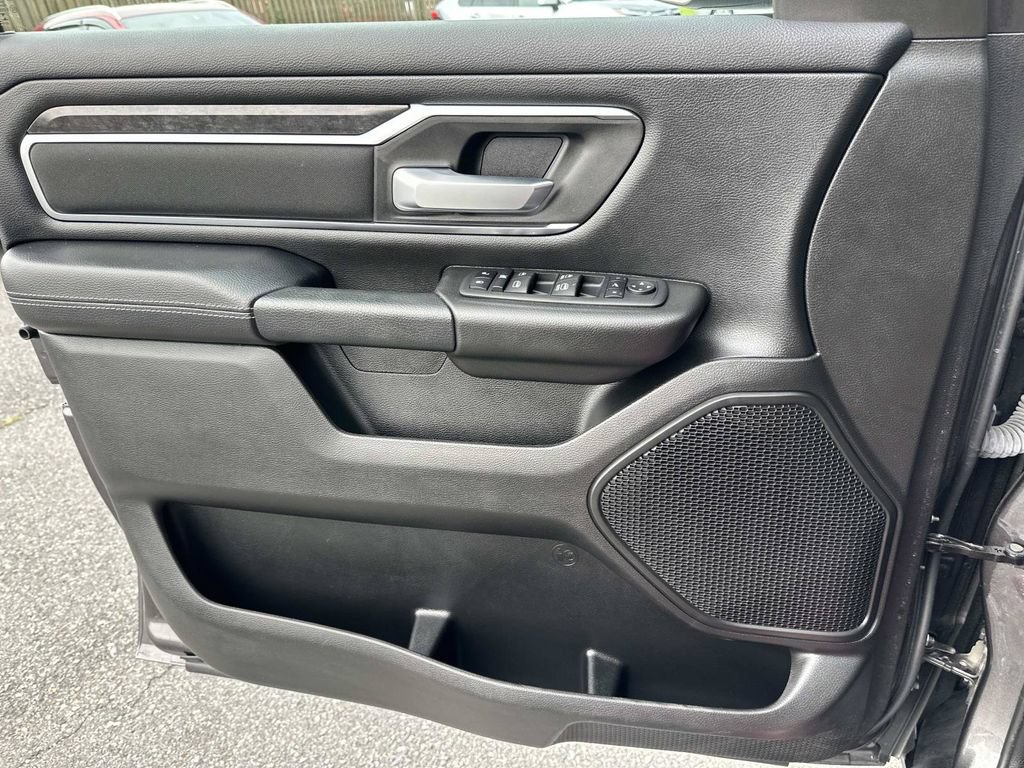 Used 2024 RAM 1500 Big Horn AWD/4WD image 23