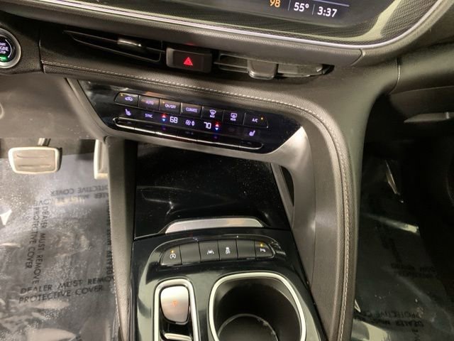 Used 2022 Buick Envision Essence w/ Technology Package I FWD image 25