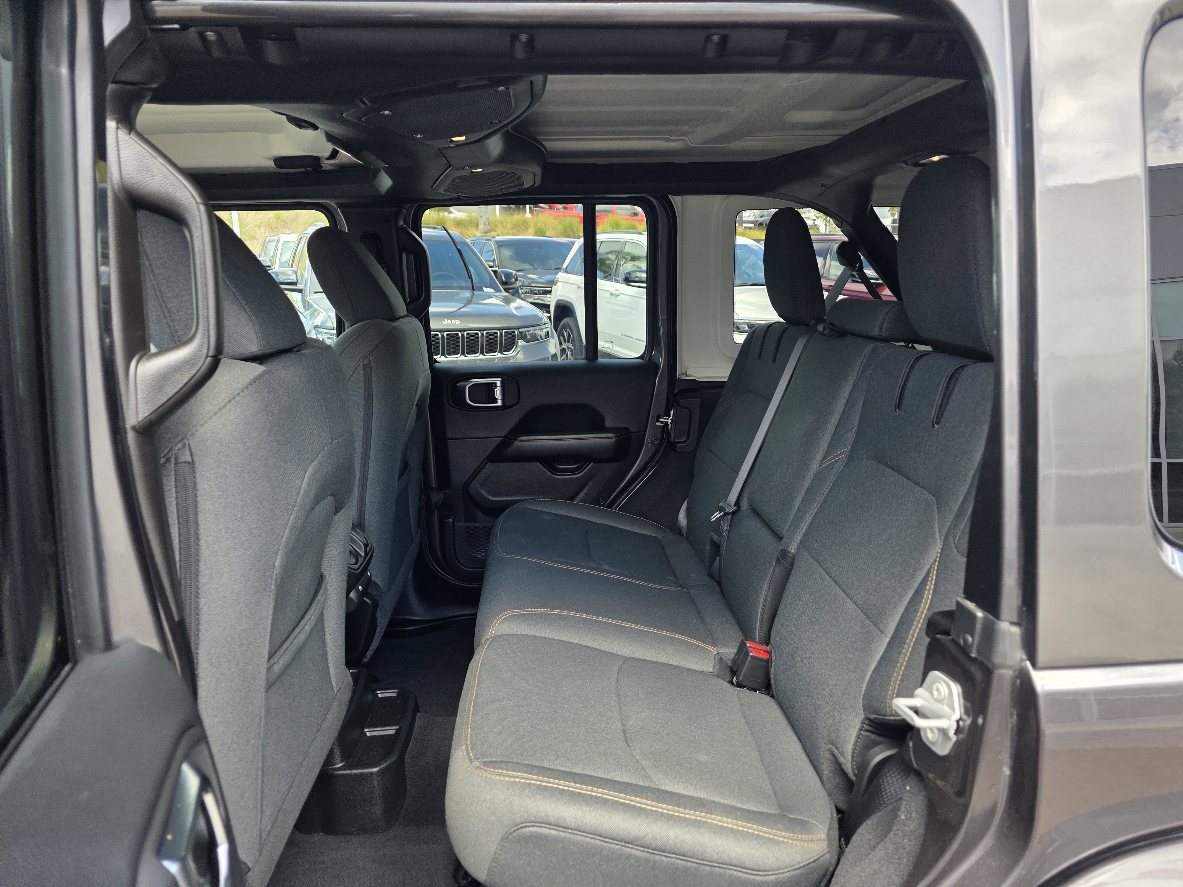 Certified 2025 Jeep Wrangler Sahara image 18