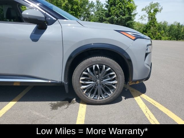 Certified 2024 Nissan Rogue Platinum w/ Platinum Premium Package AWD/4WD image 10