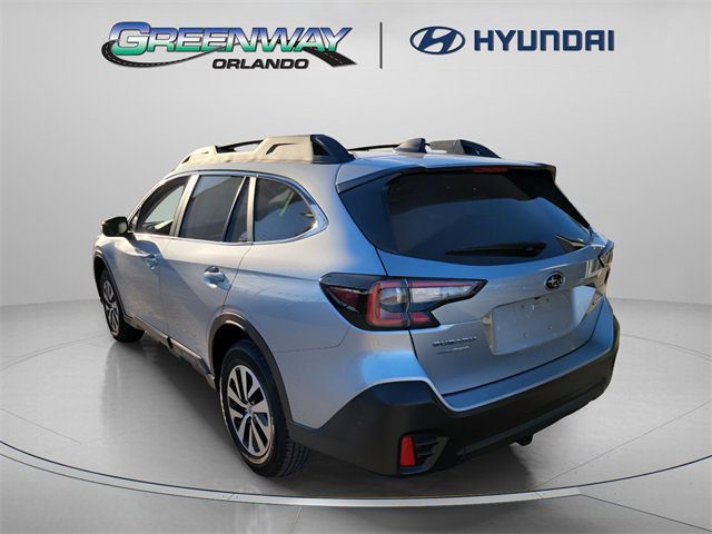 Used 2021 Subaru Outback Premium image 3