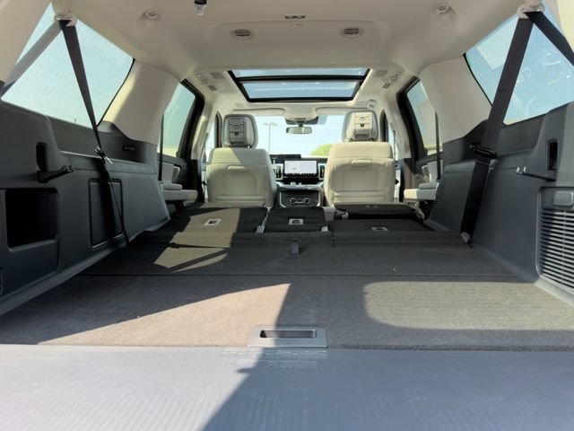 New 2027 Ford Expedition Max Platinum AWD/4WD image 6