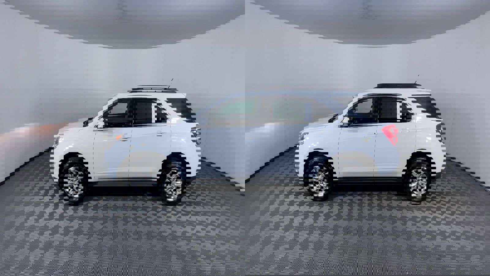 Used 2016 Chevrolet Equinox LT w/ Convenience Package image 5