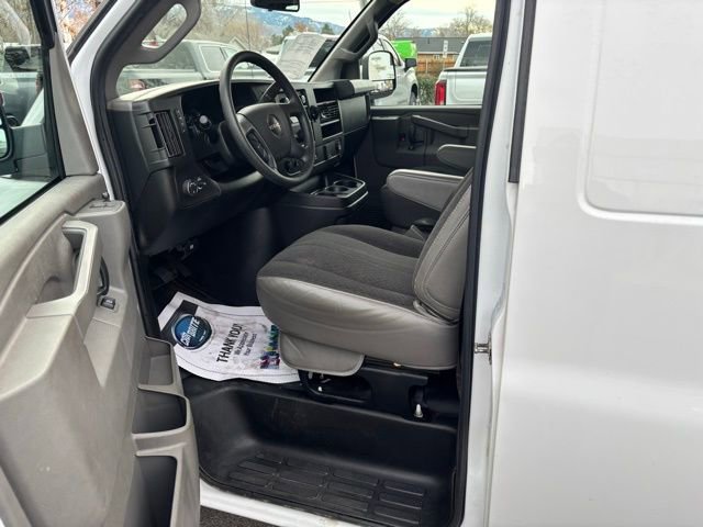 Certified 2022 GMC Savana 2500 w/ Driver Convenience Package image 13