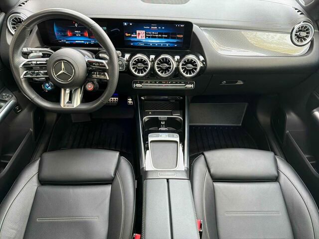 Used 2024 Mercedes-Benz GLA 35 AMG 4MATIC image 17
