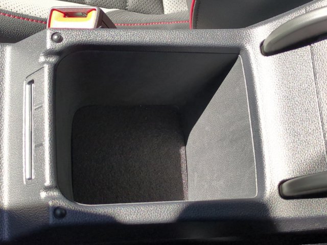 Certified 2025 Volkswagen GTI Autobahn FWD image 27