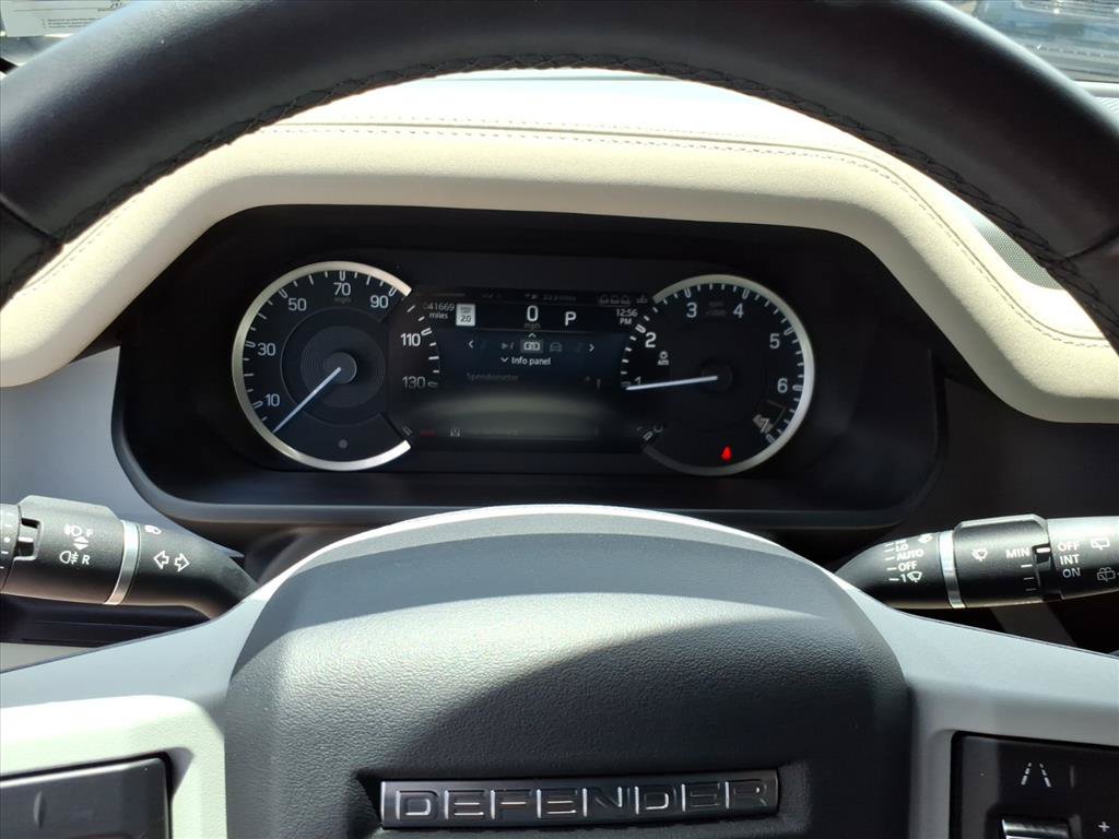 Used 2023 Land Rover Defender 110 X-Dynamic SE AWD/4WD image 18