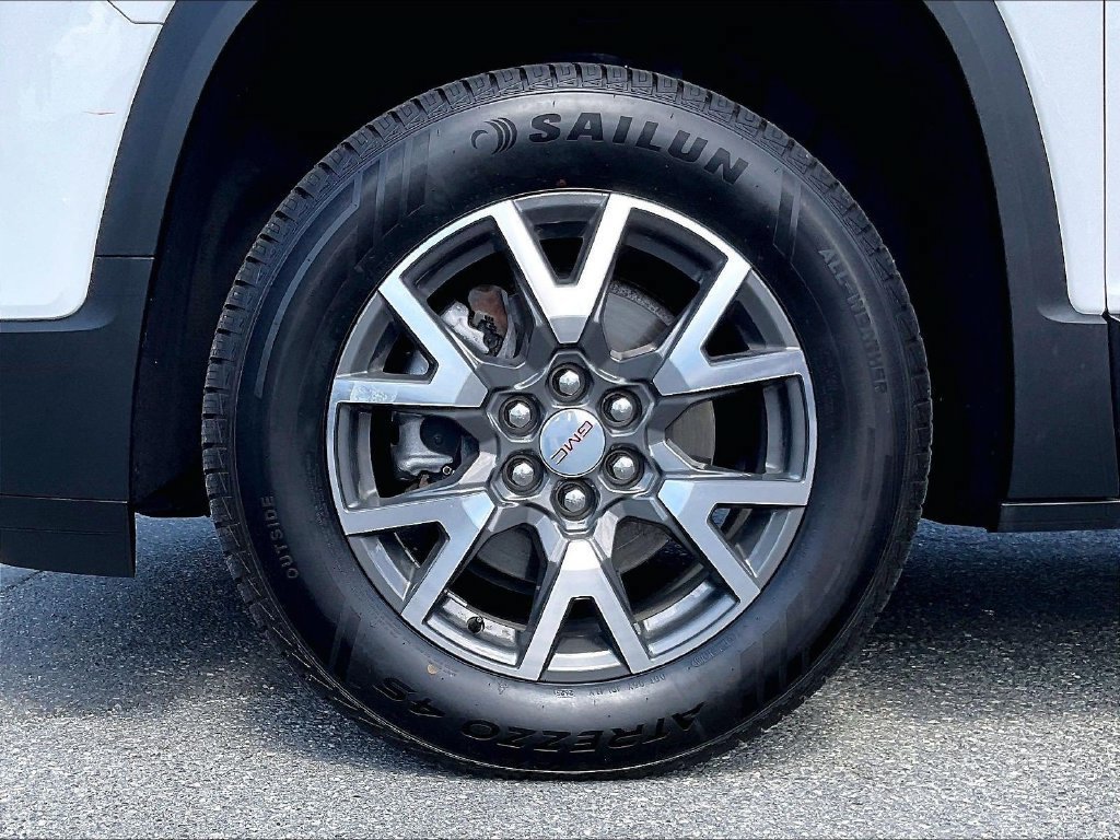 Used 2023 GMC Acadia SLE w/ Driver Convenience Package AWD/4WD image 7