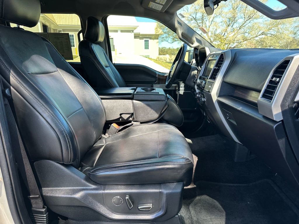 Used 2017 Ford F150 Lariat image 45